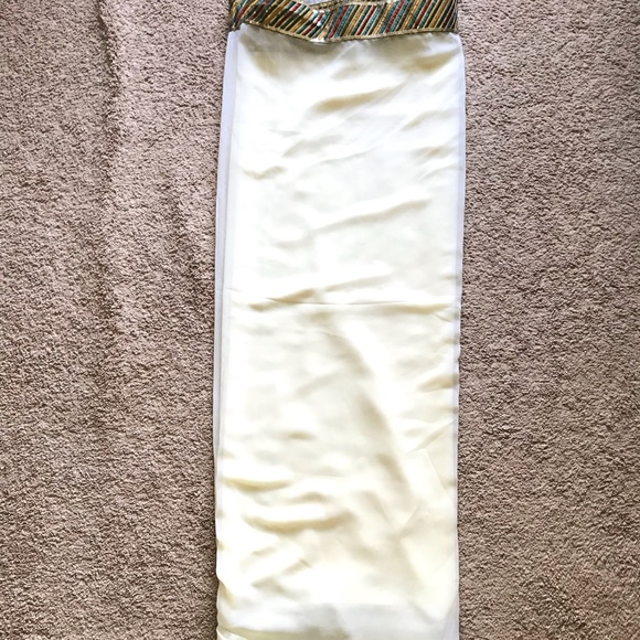 White Georgette Sari - Picture 1 of 2